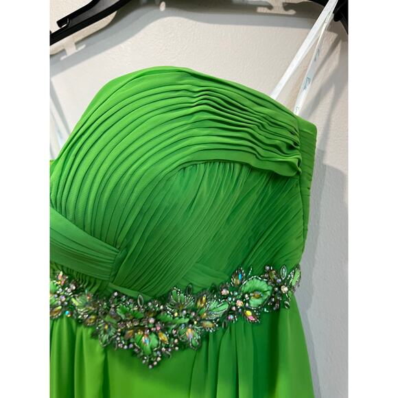 Camille La Vie Green Strapless Prom Gown Beaded Formal Dress Sz 4 - Picture 3 of 11